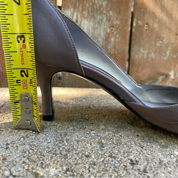 NINA Women’s Gray Satin Fabric Open Toe Heel Pump Shoe Size 7.5 - Picture 11 of 11